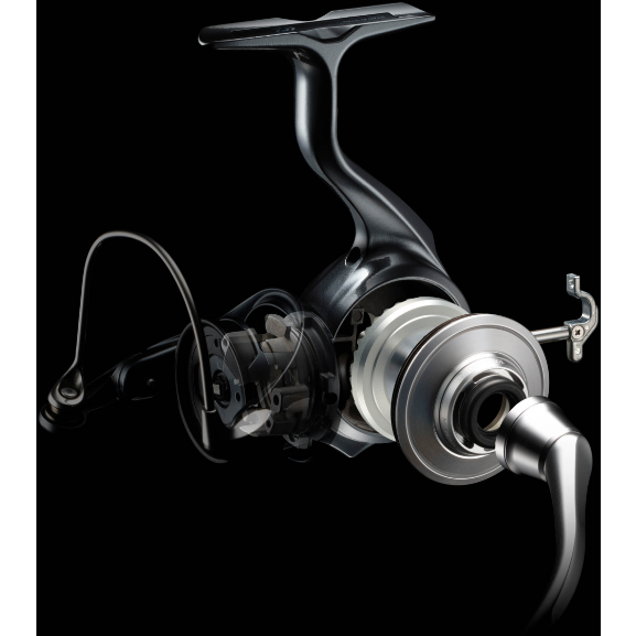 Mulineta Daiwa 24 Certate LT 4000D-C